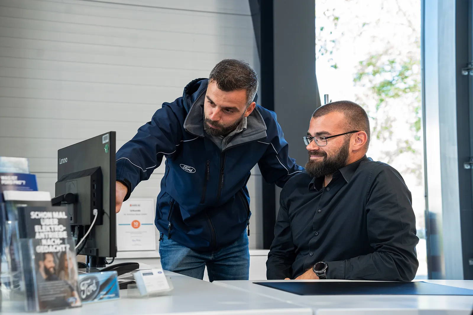 auto-bayer-service-beratung-mitarbeiter
